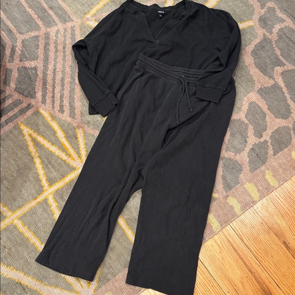 Gap body Black waffle pajama set - Picture 1 of 7